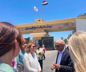 محافط شمال سبناء يستقبل وفد دبلوماسي هولندي ويصطحبه لمعبر رفح ومستشفى العريش والمخازن اللوجستية (صور)