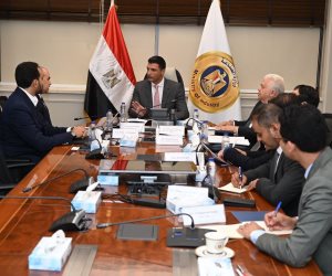 وزير الصناعة: التوسع في الطاقة المتجددة بالقطاع الصناعي أصبح ضرورة اقتصادية