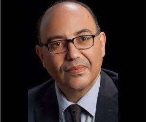 أيمن الشيوي يهنئ سامح مجاهد بعد ندبه مديرًا للمسرح القومي