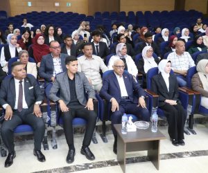 محافظ شمال سيناء يلتقي أعضاء برلمان الطلائع ويؤكد اهتمام القيادة السياسية بتمكين الشباب وتنمية مهاراتهم (صور) 