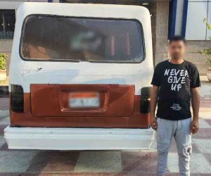 ضبط سائق ميكروباص طمس اللوحات المعدنية لسيارته بالفيوم