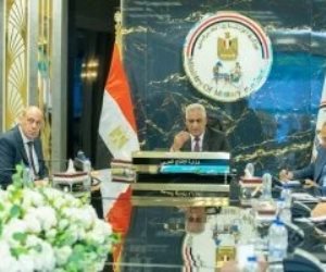 وزير الإنتاج الحربى: لا تهاون مع أى تأخير فى تنفيذ مشروعات حياة كريمة