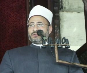 خطيب الجامع الأزهر: المجتمع الذي يسكت عن وجود الطبقية يكتب شهادة وفاته بيده