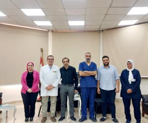 «الصحة»: الخبير المصري الأسترالي جوزيف حنا يجري 13 تدخلاً متقدماً بالمجان لعلاج الانسداد المزمن بالشرايين التاجية
