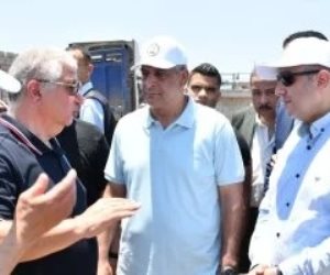 جمبلاط يستكمل جولاته الميدانية بالمحافظات.. ويتابع تنفيذ مشروعات حياة كريمة