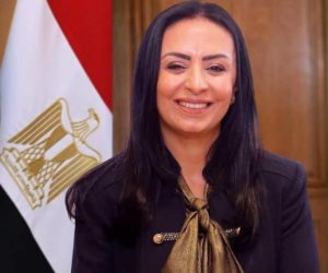 وزيرة التضامن تتابع الاستعدادات النهائية لافتتاح معرض ديارنا للحرف اليدوية بمارينا