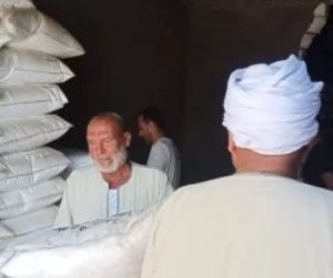 "الزراعة" تعلن صرف 5.8 مليون شكارة أسمدة للمزارعين وتؤكد توفر رصيد آمن