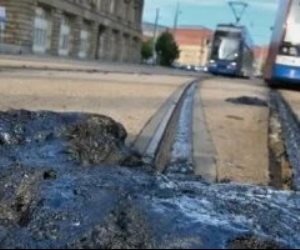 حدث بالفعل .. ذوبان قضبان الترام ومدافع المياه ترش المواطنين في ألمانيا بسبب الحر.. فيديو