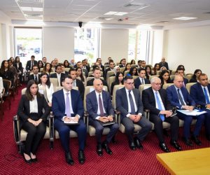 وزير الخارجية يلتقي الدفعة 59 من الملحقين الدبلوماسيين الجدد ويؤكد: التمثيل الخارجي مسؤولية وطنية تتطلب الكفاءة والانضباط