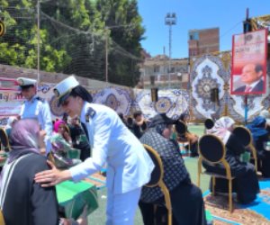 تحت رعاية رئيس الجمهورية.. «الداخلية» تشارك المواطنين الاحتفال بذكرى ثورة 30 يونيو وتوزع مساعدات عينية
