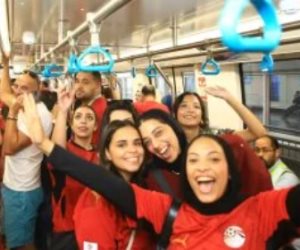 ​توافد جماهيرى كبير على محطة المستثمرين بمونوريل شرق النيل لدعم منتخب مصر
