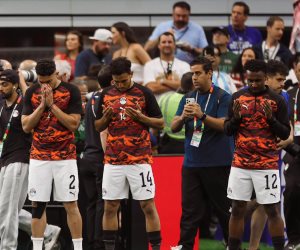 سفارة فلسطين بالقاهرة تهنئ منتخب مصر بالتأهل إلى دور الـ16 بكأس العالم: فرحة لكل العرب