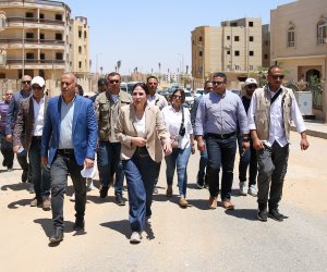 وزيرة الإسكان تتوجه إلى الحي المتميز بمدينة بدر لمتابعة الأعمال الجارية