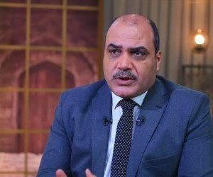 محمد الباز يطرح 10 تساؤلات بشأن تطورات النزاع داخل عائلة الدكتورة نوال الدجوي ويدعو إلى توضيح الحقائق