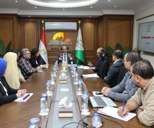 محافظ الجيزة يتابع تنفيذ الخطة الاستثمارية وجهود إزالة المخالفات والإشغالات