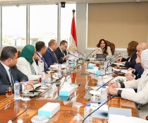 وزيرة الإسكان تستعرض الموقف التنفيذي للمشروعات المبادرة الرئاسية "سكن لكل المصريين"