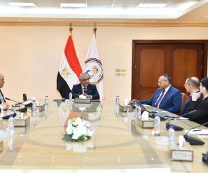 وزير الدولة للإنتاج الحربي: حريصون على تنفيذ التوجيهات الرئاسية بالتوسع في الشراكات التعاونية الجادة مع كبرى الشركات العالمية