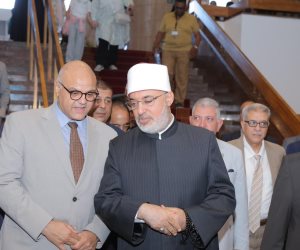 "لقاء مع فضيلة المفتي" على هامش معرض مكتبة الإسكندرية للكتاب 