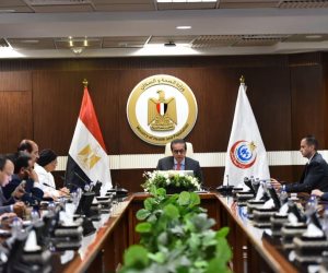 وزير الصحة يوجه بتحويل نتائج دراسة ميدانية إلى إجراءات عاجلة لتحسين الخدمات الصحية للمواطنين
