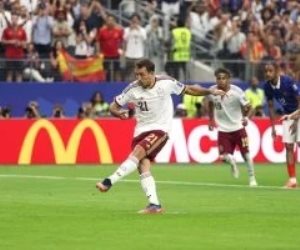 نصف نهائي كأس العالم .. إسبانيا تنهي الشوط الأول أمام فرنسا بالتقدم 1-0 