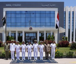 قائد القوات البحرية يلتقي رئيس هيئة الأركان البحرية الباكستانية 