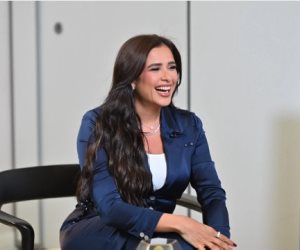 أحمد السقا وياسمين عبد العزيز يحتفلان بعرض «خلي بالك من نفسك» في دبي