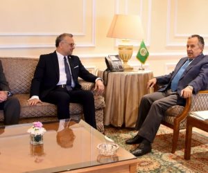أمين الجامعة العربية يستقبل كبير مستشاري الرئيس الأمريكي مسعد بولس ويبحث معه الوضع في ليبيا والأزمة في السودان