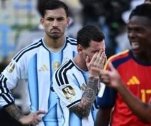 بعد الخسارة أمام إسبانيا .. دموع ميسي تسيطر على مشهد نهائي كأس العالم (فيديو)