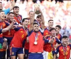 احتفالات فى مقر إقامة سفير إسبانيا بالقاهرة بفوز بلاده بكأس العالم