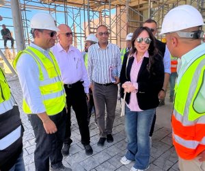 وزيرة الإسكان تتفقد مشروع تطوير منطقة "علم الروم"