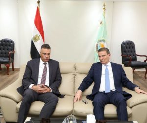 وزير الزراعة يبحث مع محافظ جنوب سيناء التوسع في زراعات النخيل والزيتون وتطوير المزارع الإرشادية