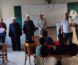 لجنة مشتركة من الجامع الأزهر وقطاع المعاهد تتفقد سير الدراسة بأروقة الصعيد