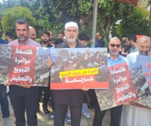 تحت العلم الإسرائيلي وبأوامر الموساد.. كيف فضحت مسرحية "سفارة تل أبيب" الزواج السري بين الإخوان ونتنياهو؟ (فيديو)