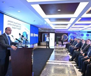 وزير الاستثمار والتجارة الخارجية يشارك في إطلاق برنامج بناء جاهزية الشركات الحكومية للطرح بالبورصة المصرية