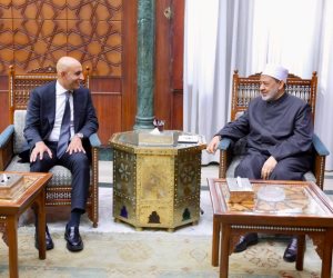 تعاون بين الأزهر و"التعليم".. الاستعانة بمحفظي القرآن الكريم لتدريب المعلمين والطلاب على التلاوة الصحيحة
