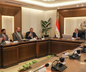 رئيس هيئة الدواء يستقبل مدير عام شركة HVD مصر وإفريقيا لتعزيز التعاون في مجال المستلزمات الطبية