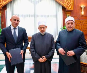 شيخ الأزهر يستقبل وزير التربية والتعليم ويؤكد: الاعتزاز باللغة العربية ركيزةٌ للحفاظ على الهوية