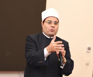 ضمن خطة بناء الإنسان.. الأوقاف تواصل لقاءاتها التوعوية للإداريين بندوة حول «الكسب الحلال»