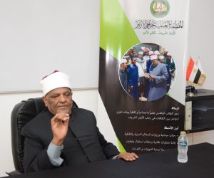 عباس شومان للطلاب الوافدين: اختلاف الفقهاء رحمة بالأمة.. واقتصر على المسائل الاجتهادية لا أصول الدين