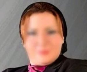 وصول المتهمة بقتل والدتها وتقطيع جثمانها مستشفى العباسية لفحص قواها العقلية