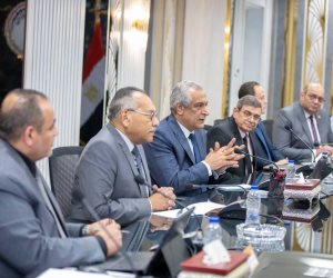 وزيرا "الإنتاج الحربي" و"الاستثمار والتجارة الخارجية" يبحثان سبل تعزيز التعاون المشترك لدفع عجلة التنمية 