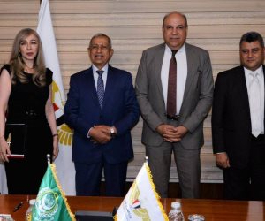 وزارة الطيران المدني والأكاديمية العربية للعلوم والتكنولوجيا والنقل البحرى توقعان بروتوكول تعاون مشترك لتأهيل الكوادر البشرية