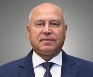 وزارة النقل: جميع مرافق ووسائل النقل الجماعي تعمل بكفاءة كاملة وبصورة طبيعية ولم تتأثر بالهزة الأرضية