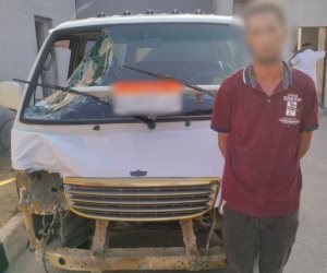 ضبط سائق ميكروباص صدم دراجة نارية وفر هاربًا في البحيرة