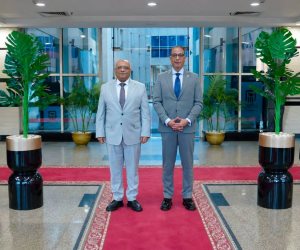 محافظ الجيزة يهنئ مدير أمن الجيزة بتوليه مهام منصبه الجديد