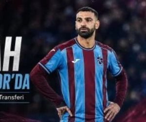 جماهير طرابزون سبور تحتشد في مطار إسطنبول للترحيب بمحمد صلاح.. وتقارير تكشف تفاصيل العقد والراتب
