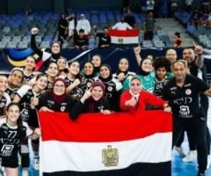 بعد التغلب علي الصين .. منتخب مصر يضرب موعداً مع إسبانيا في نصف نهائي بطولة العالم لناشئات اليد