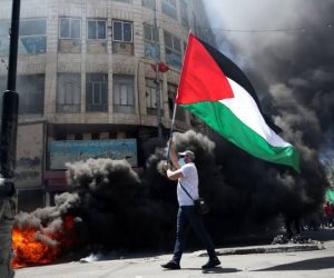 تصعيد ميداني متواصل وخسائر بشرية وإنسانية كارثية في غزة.. مقتل 300 طفل بعد خرق الاتفاق.. وتصاعد اعتداءات المستوطنين والاقتحامات العسكرية في الضفة 