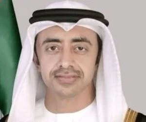 عبدالله بن زايد يتلقى اتصالا هاتفيا من وزير خارجية الكويت