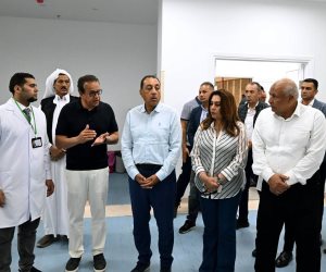 رئيس الوزراء يتفقد أعمال تطوير ورفع كفاءة مستشفى رأس الحكمة المركزي
